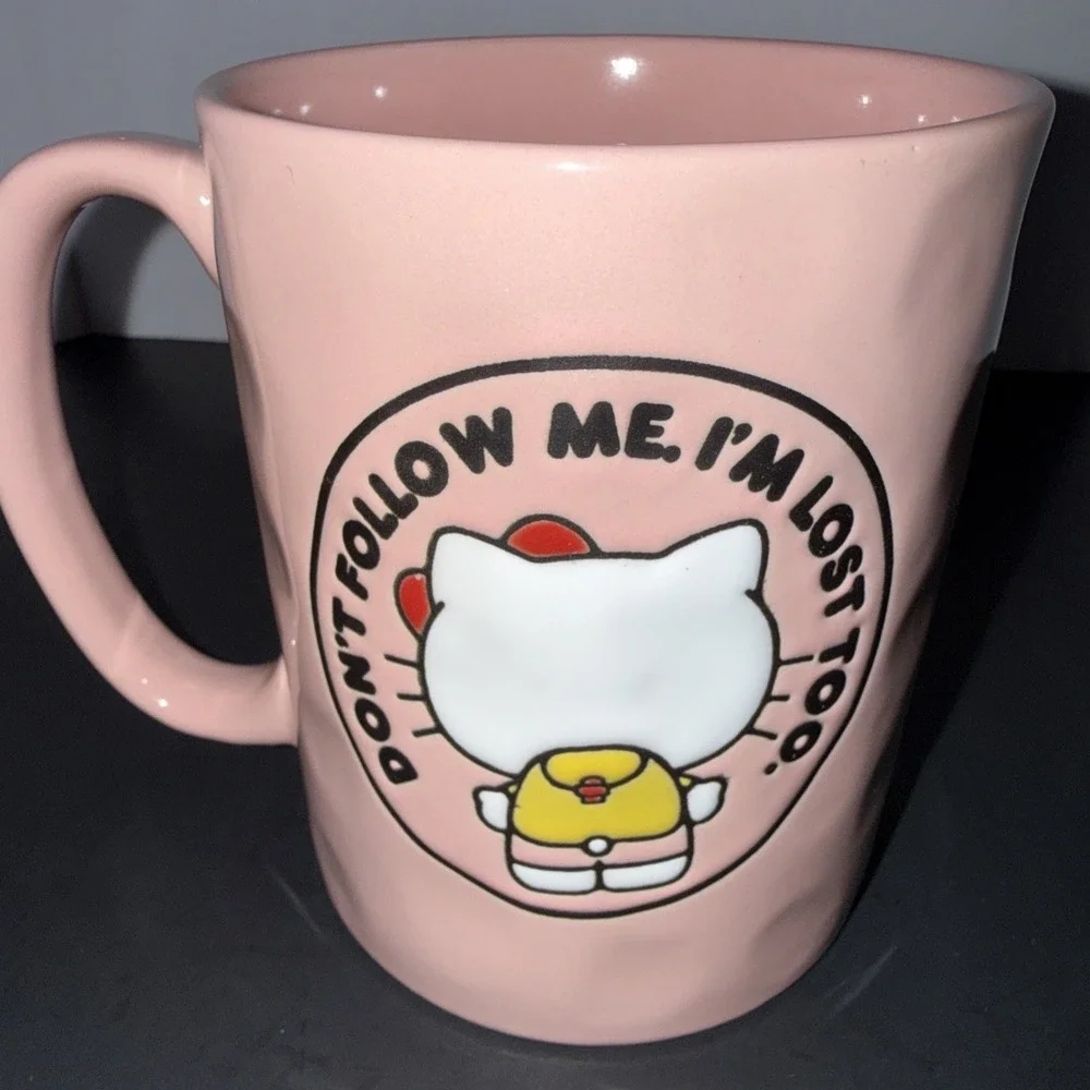 Sanrio HELLO KITTY 20O2 LOST HIKING PINK COFFEE MUG.. Don't Follow Me I'm Lost